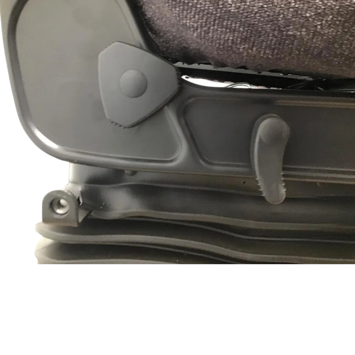 24116868 Genuine Mack Seat - Truck To Trailer