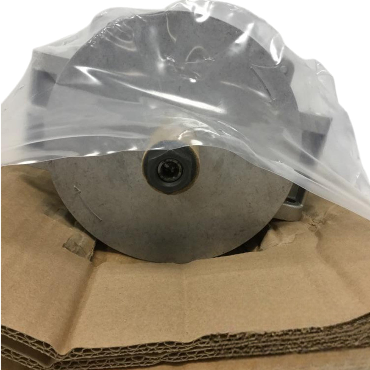 21497612 Genuine Mack Alternator