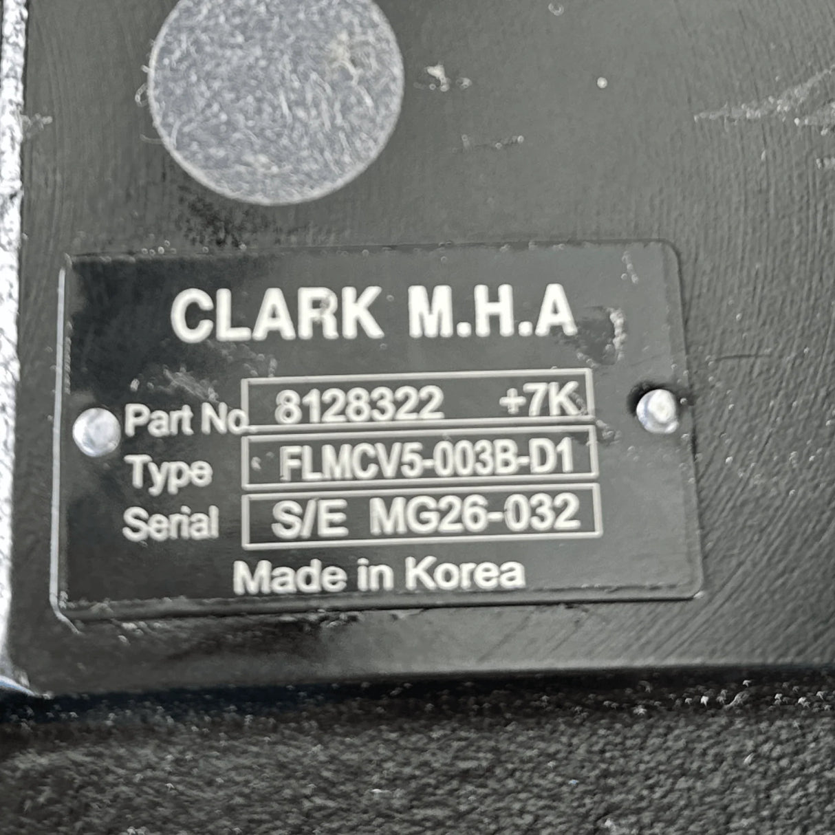 8128322 Genuine Clark Hydraulic 4 Spool Directional Control Valve Mg26-032 - Truck To Trailer