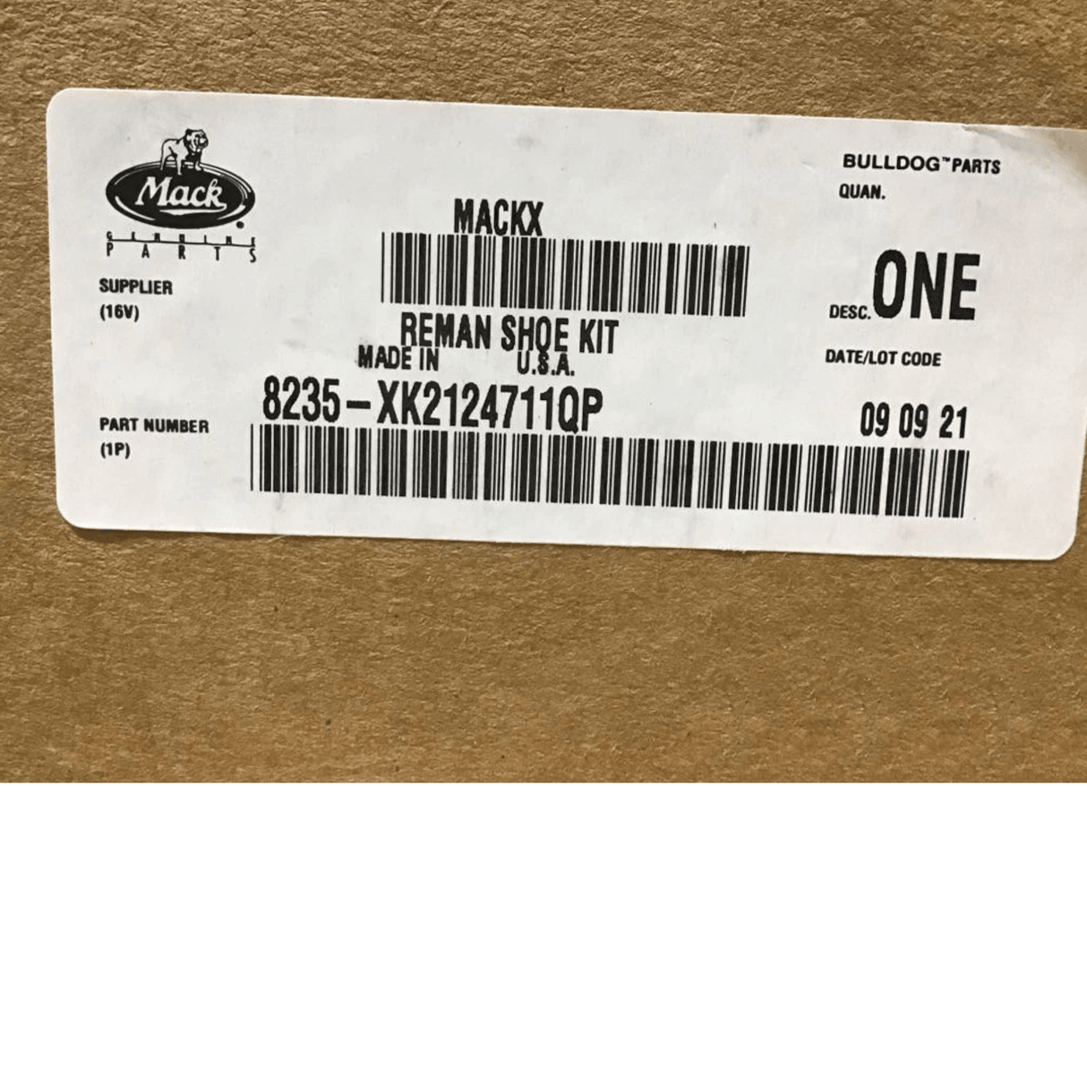 8235-XK2124711QP Genuine Volvo Relined Shoe Kit - Truck To Trailer