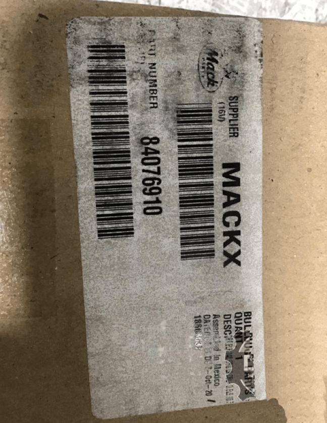 84076910 Genuine Volvo/Mack Seat Belt - Truck To Trailer