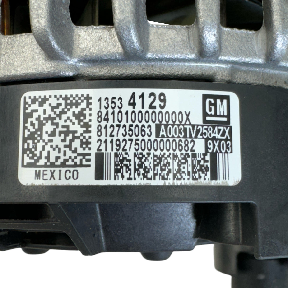 13534129 Genuine GM Alternator 12V 220A