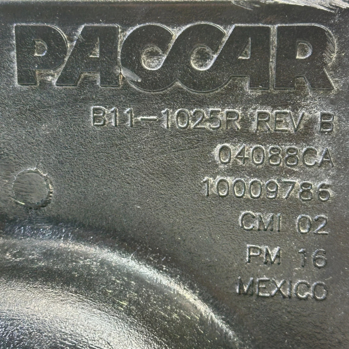 B11-1025R Genuine Paccar Front Right Side Spring Bracket - Truck To Trailer