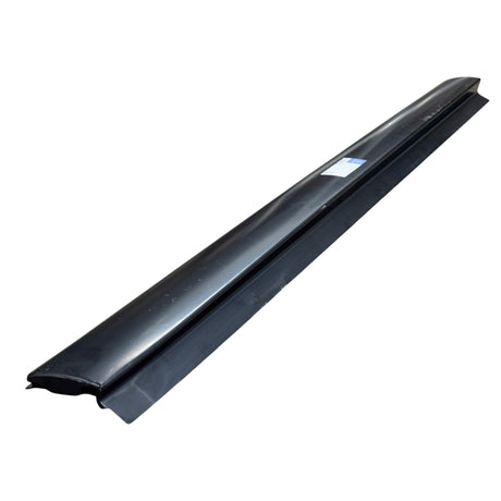 A9106370201 Genuine Mercedes-Benz Right Side Central Roof Frame Outer