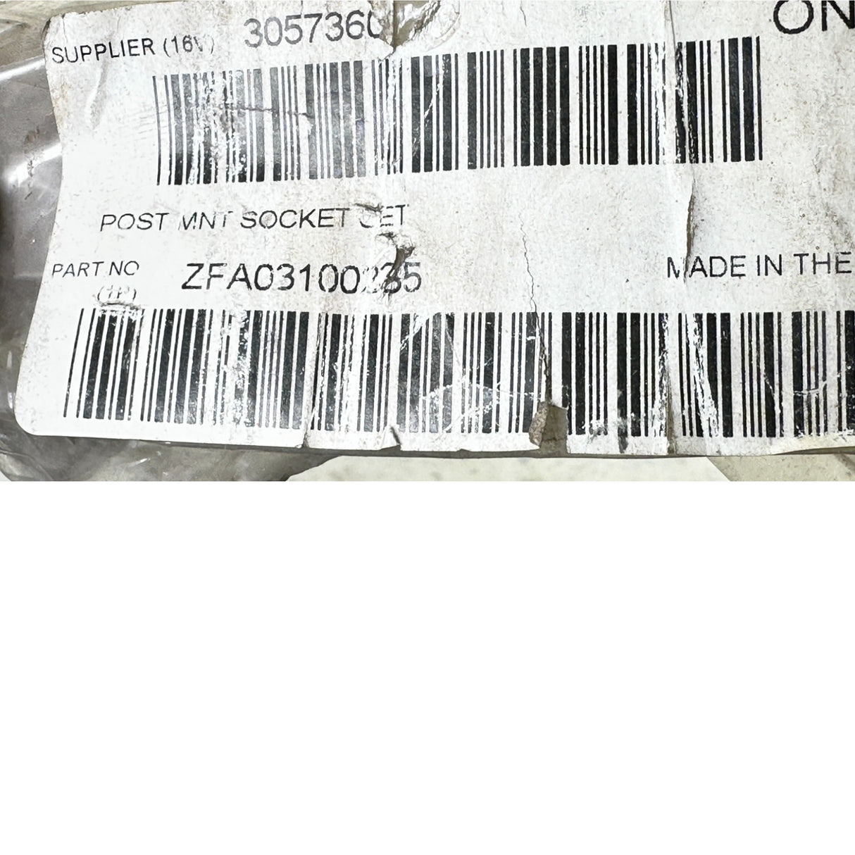 ZFA03100235 Genuine International Fender Mounting Post Kit