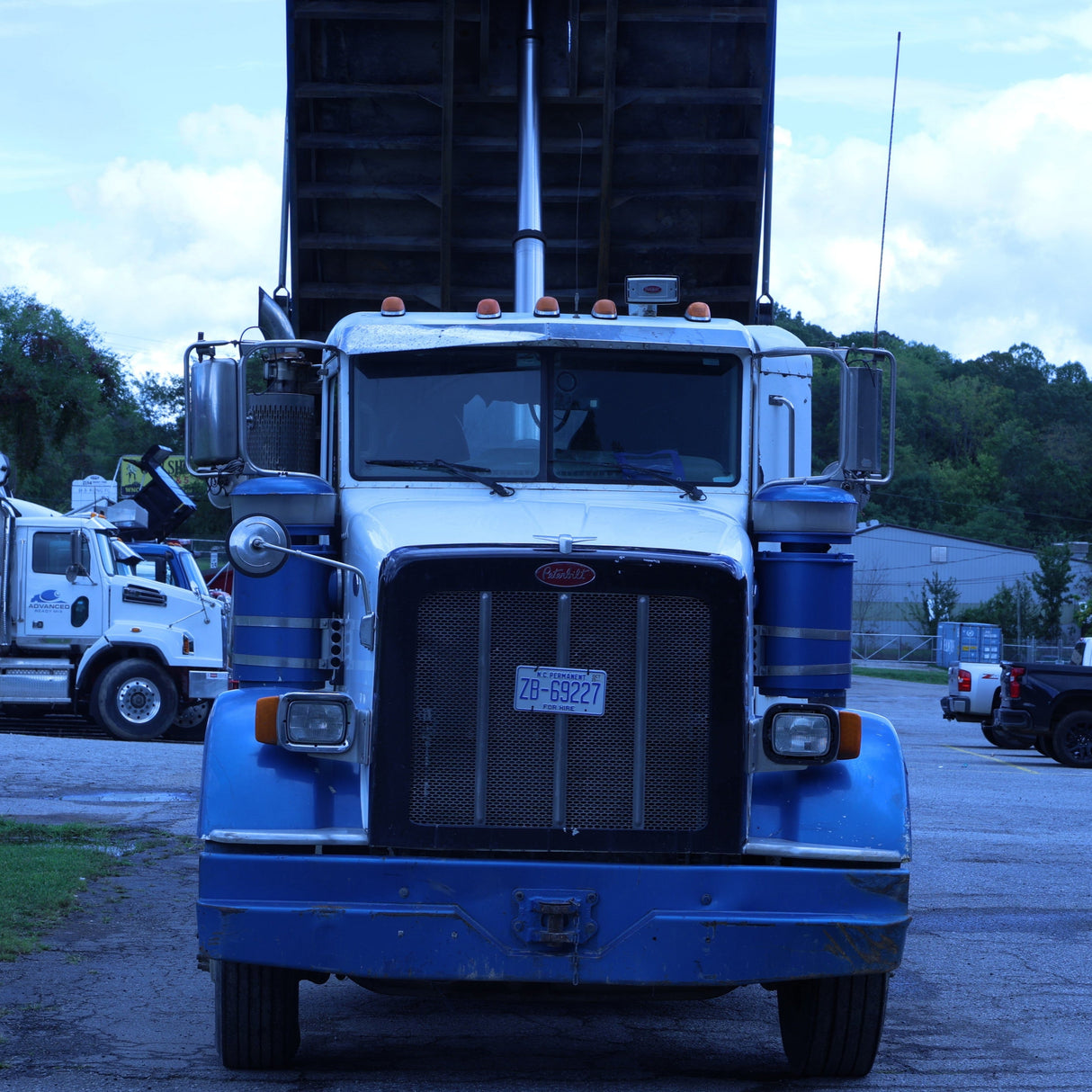 2009 Peterbilt 357 Tri-Axle Dump Truck