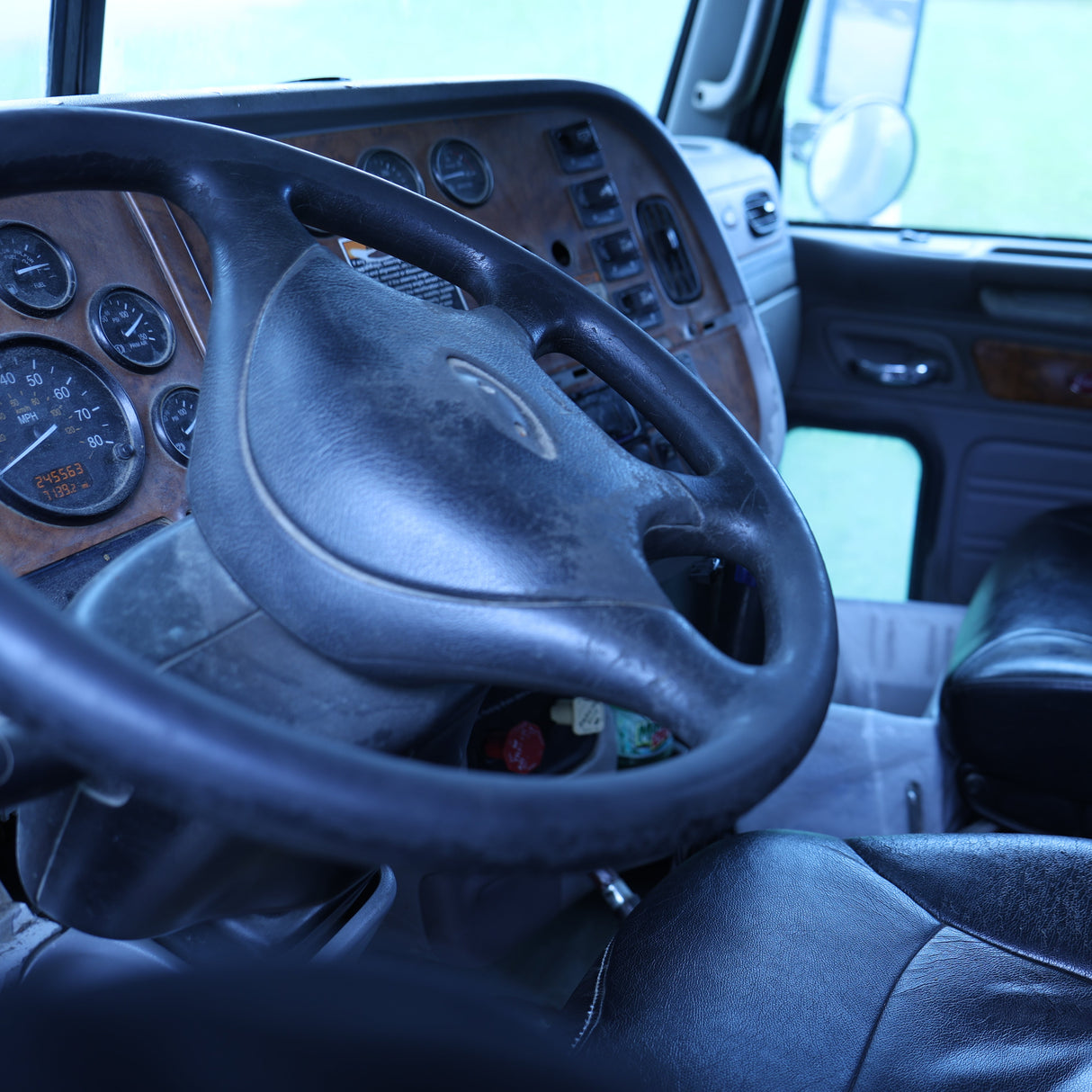 2009 Peterbilt 357 Tri-Axle Dump Truck