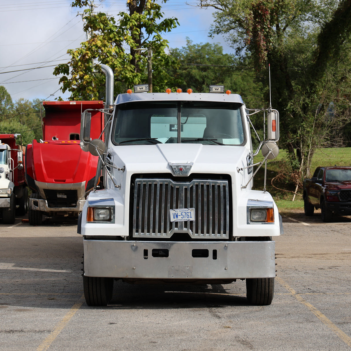 2016 Western Star 4700SF Quint-Axle Dump Truck