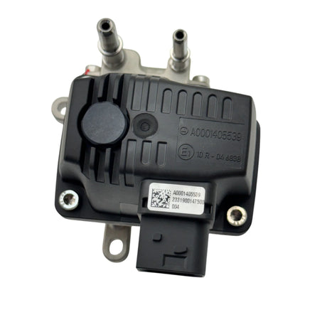 A0001404039 Genuine Detroit Diesel DEF Metering Unit - Truck To Trailer