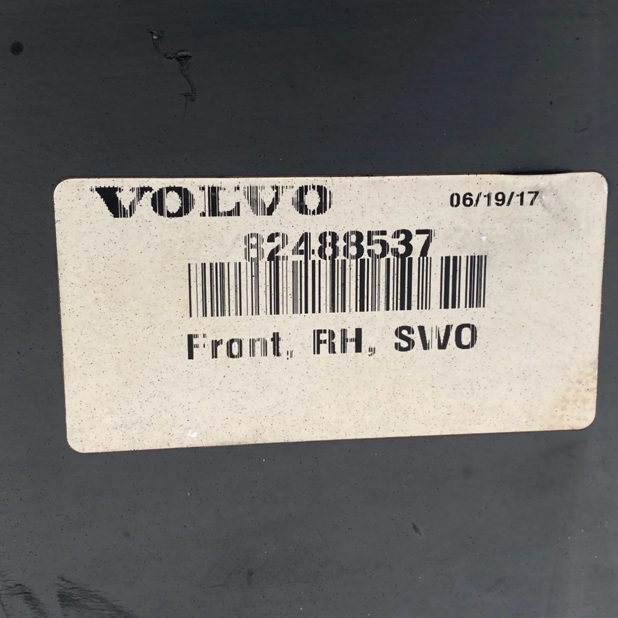 82488537 Genuine Volvo Front Right Chassis Fairing – Truck
