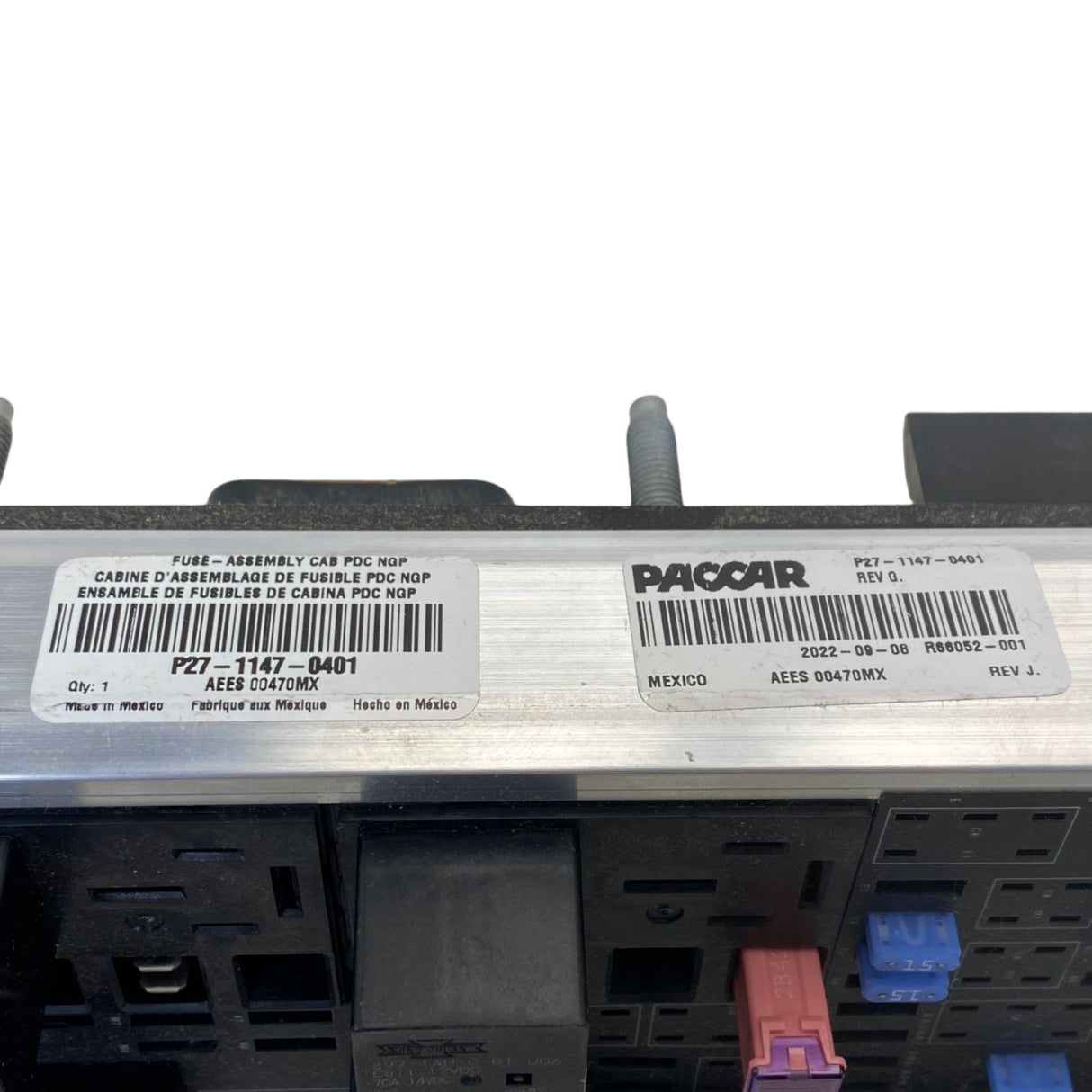 P27-1147-0401 Genuine Paccar Power Distribution Center Fuse Box.