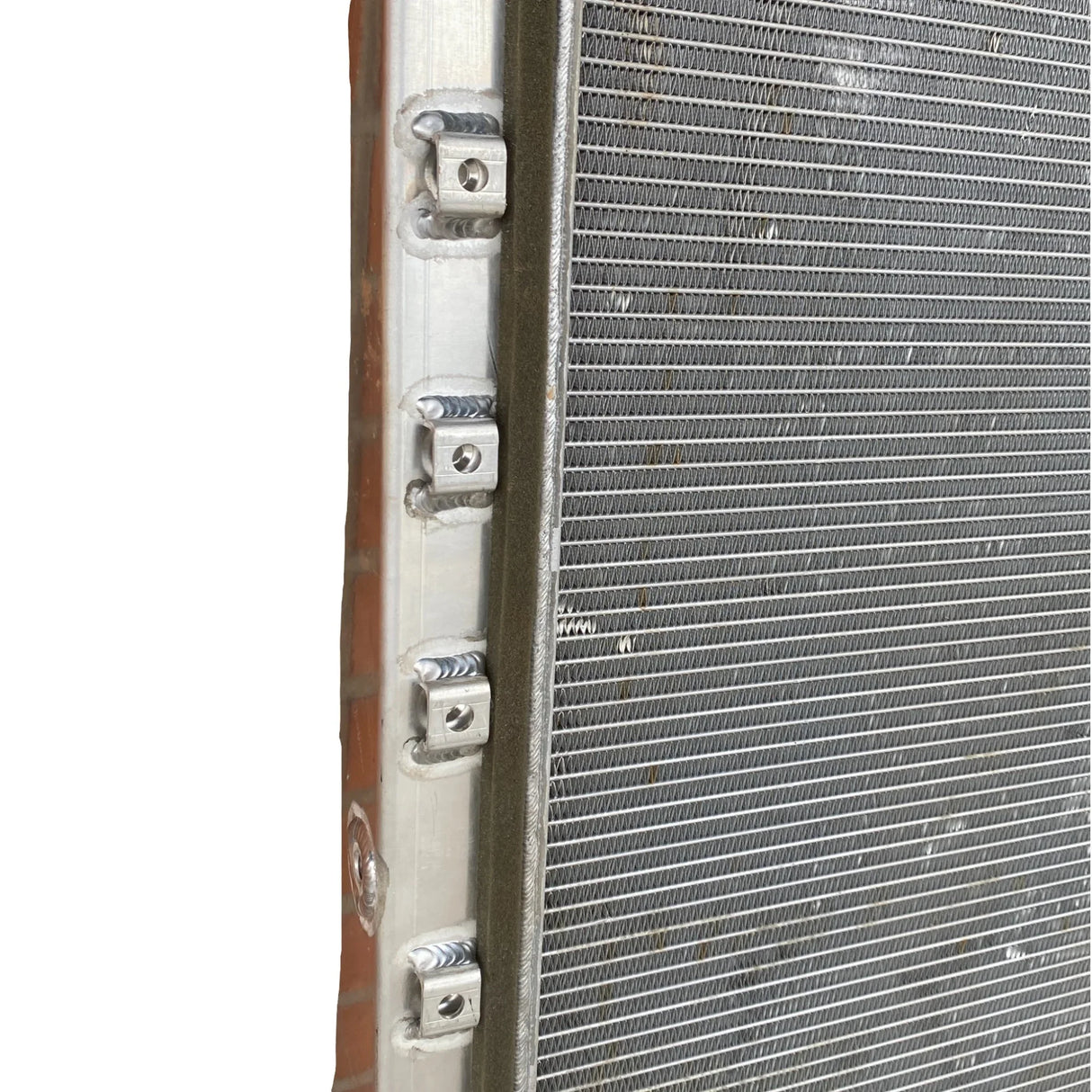 2001-1738 Duralast Radiator Assembly For Freightliner Cascadia - Truck To Trailer