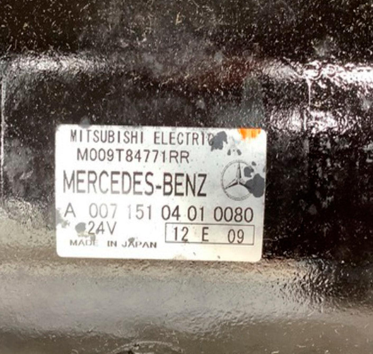 A 007 151 04 01 Genuine Mercedes-Benz Starter Motor 24V - Truck To Trailer