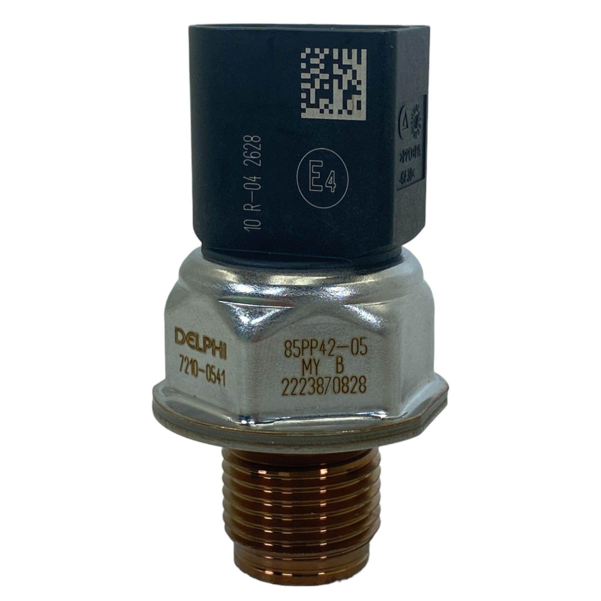 A0101538228 Genuine Detroit Diesel Fuel Rail Pressure Sensor