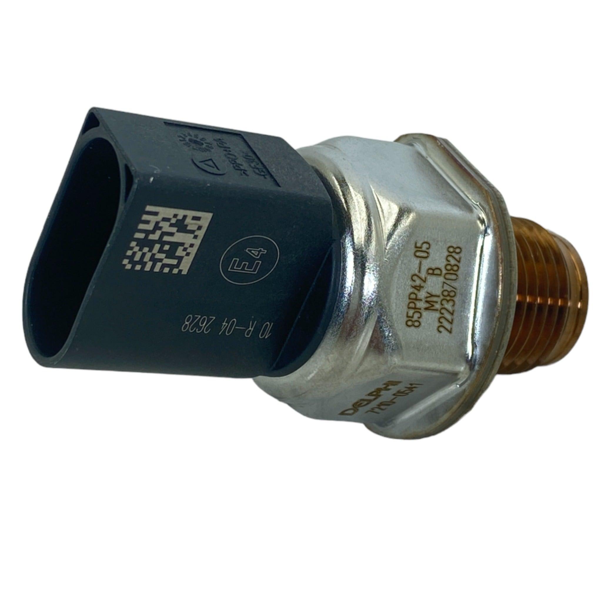A0101538228 Genuine Detroit Diesel Fuel Rail Pressure Sensor