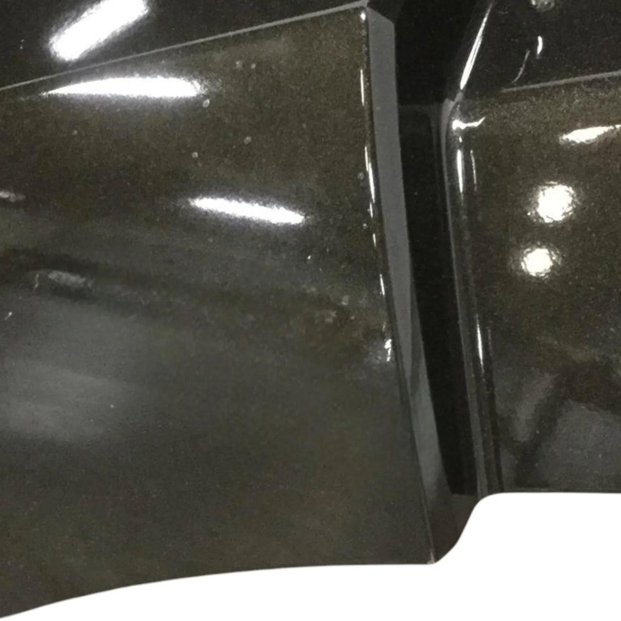 84739169 Genuine Mack Cowl Side - Truck To Trailer