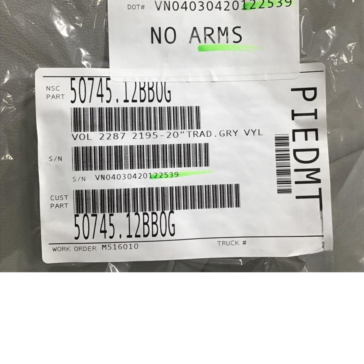 85136906 Genuine Mack Seat