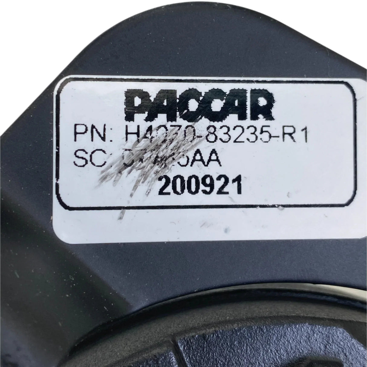 H407083235R1 Genuine Paccar Right Fog Lamp Assembly - Truck To Trailer