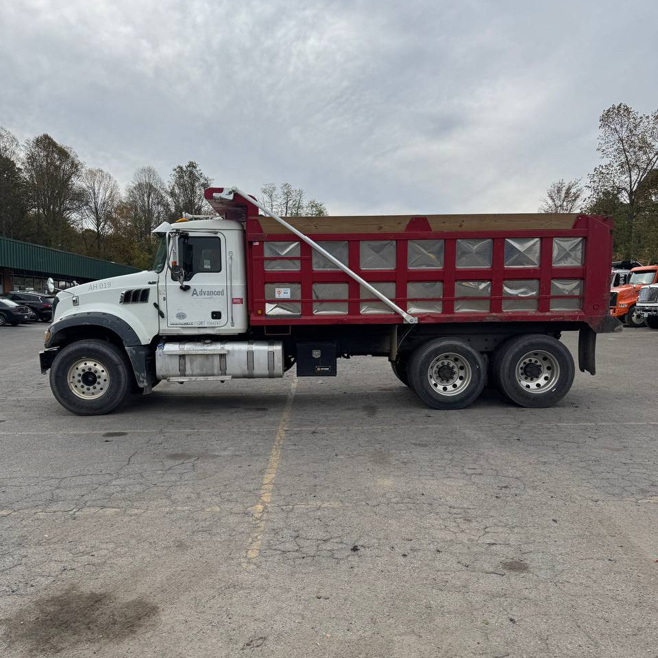 2016 Mack GU713 Tandem-Axle Dump Truck