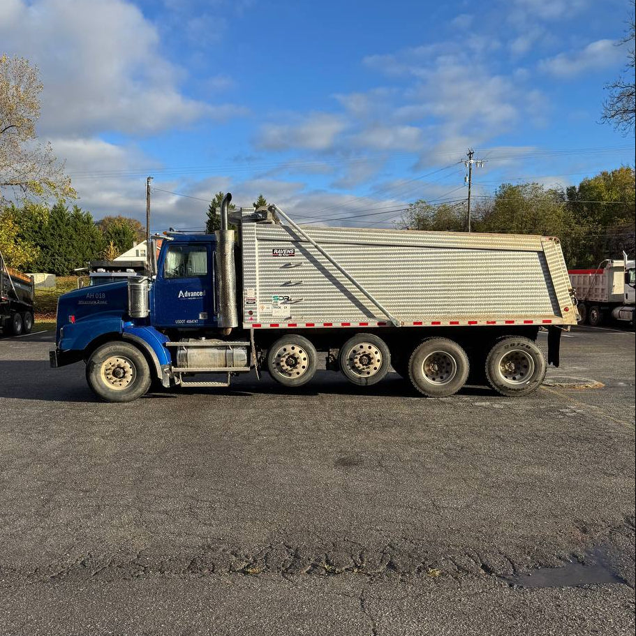 2019 Western Star 4900SB Quad-Axle Dump Truck