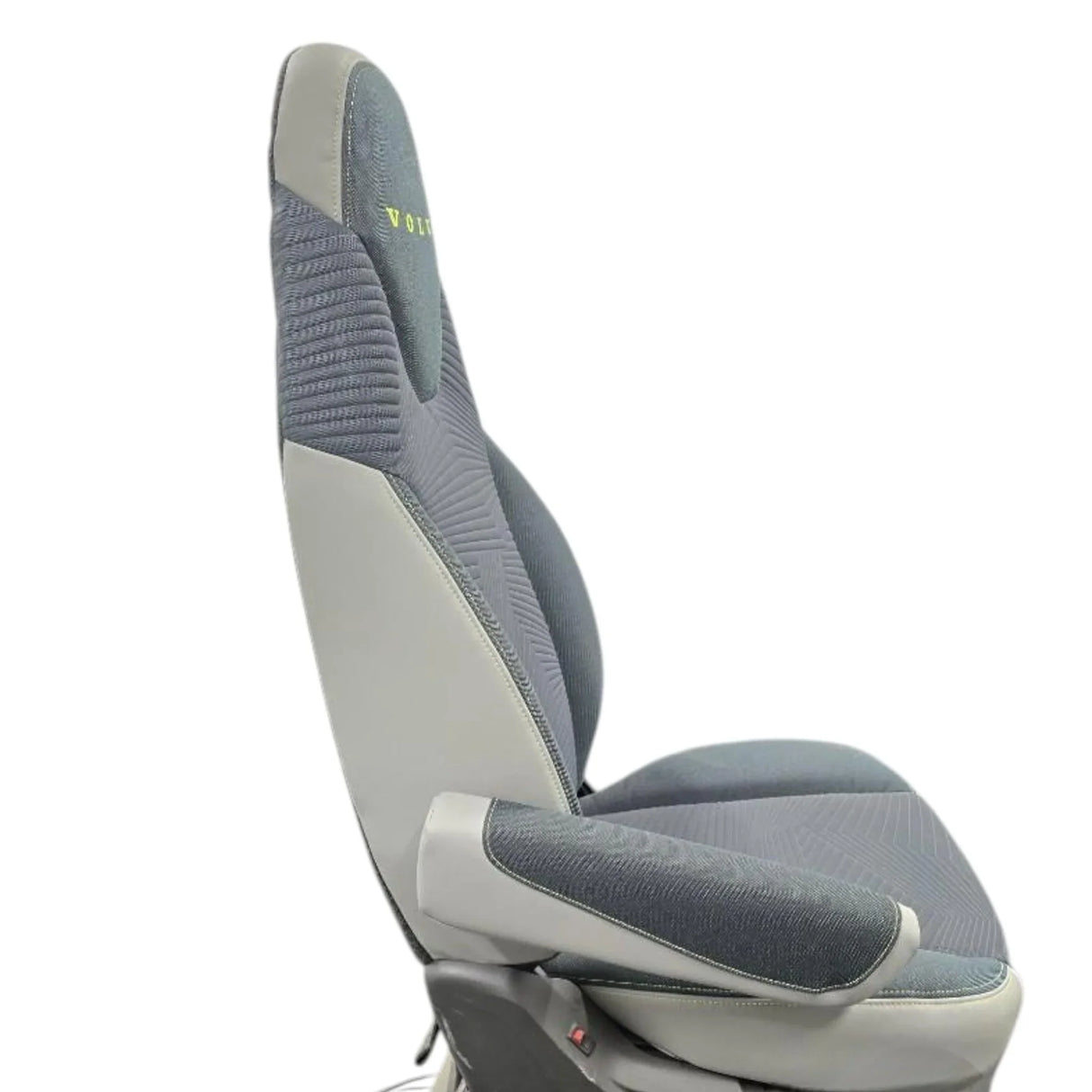 24524608 Genuine Mack Seat - Truck To Trailer