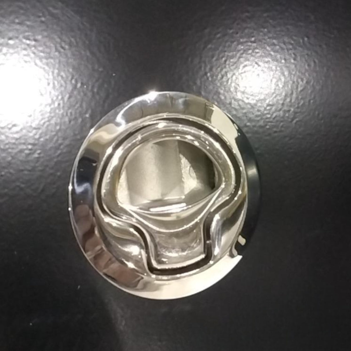 23369373 Genuine Mack Cover Plate