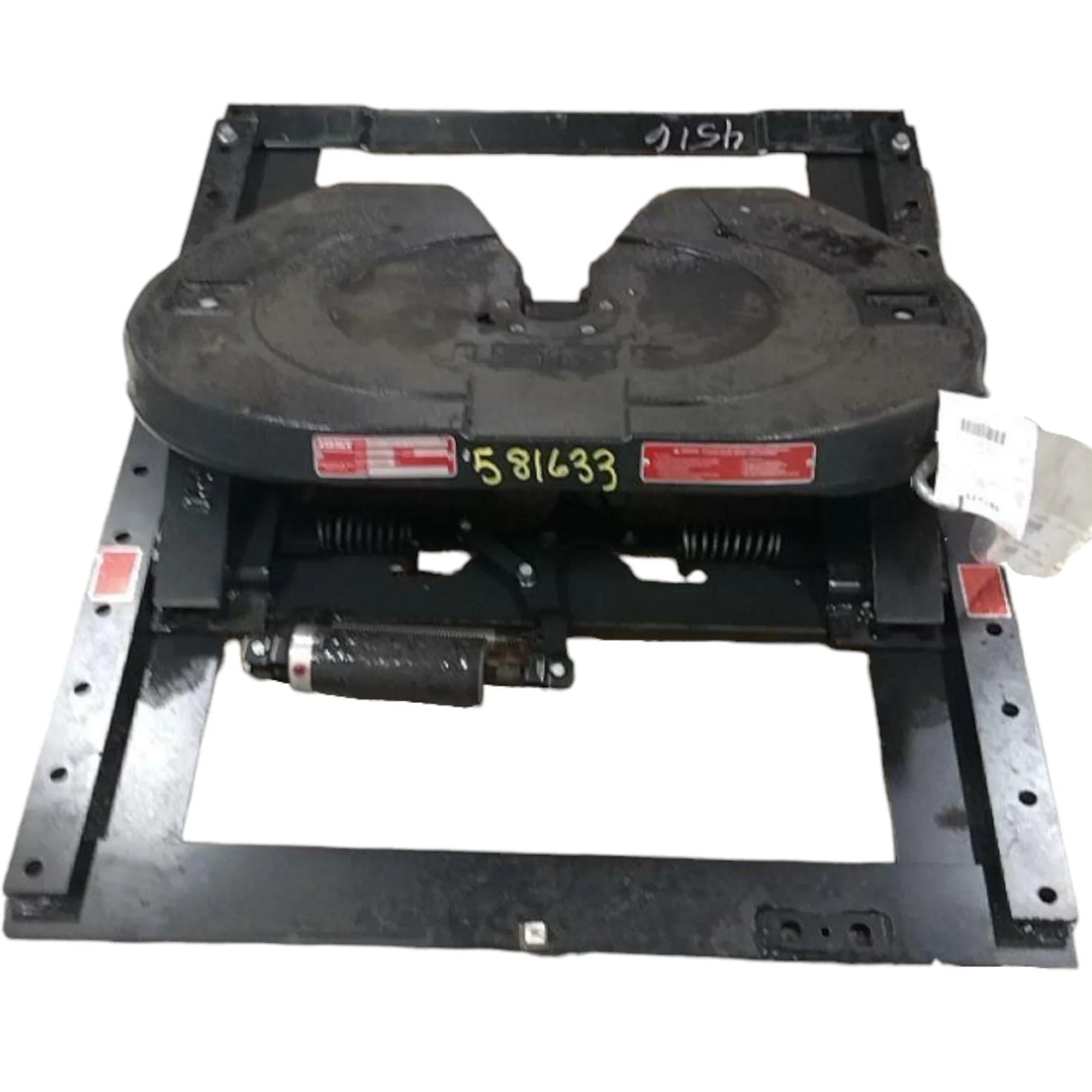 24004516 Genuine Mack Fifth Wheel - Truck To Trailer