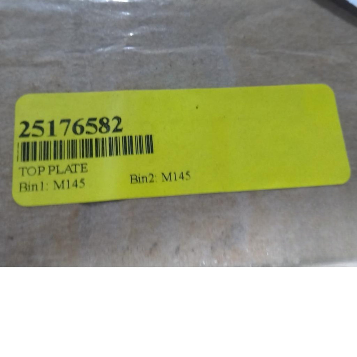25176582 Genuine Mack Top Plate