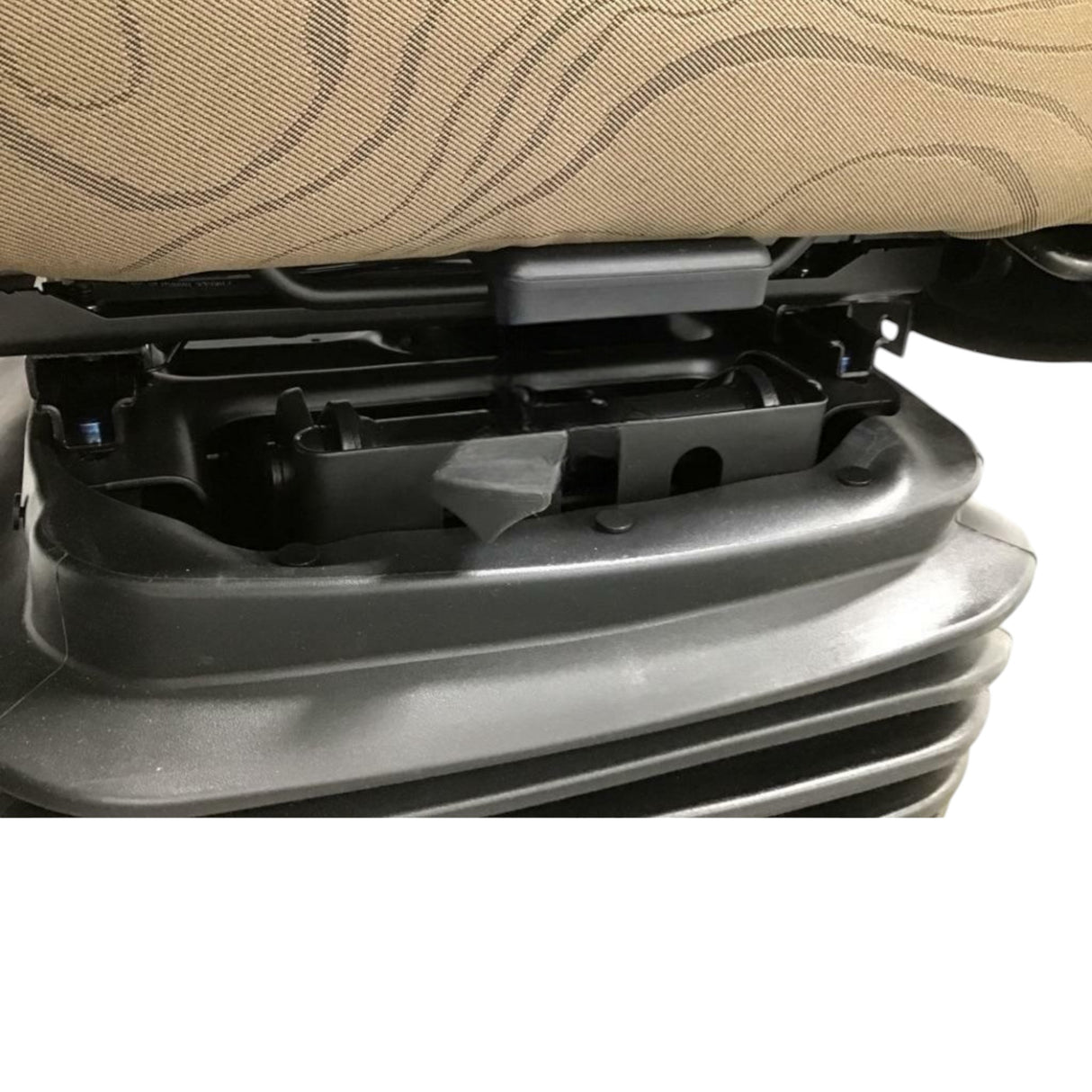21615566 Genuine Mack Seat