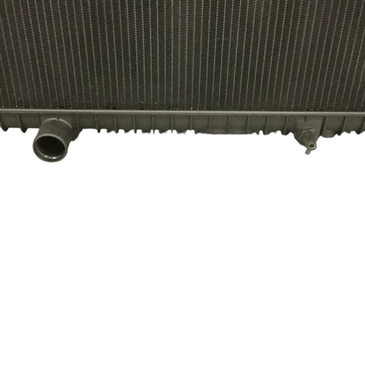 25101914 Genuine Volvo Radiator - Truck To Trailer