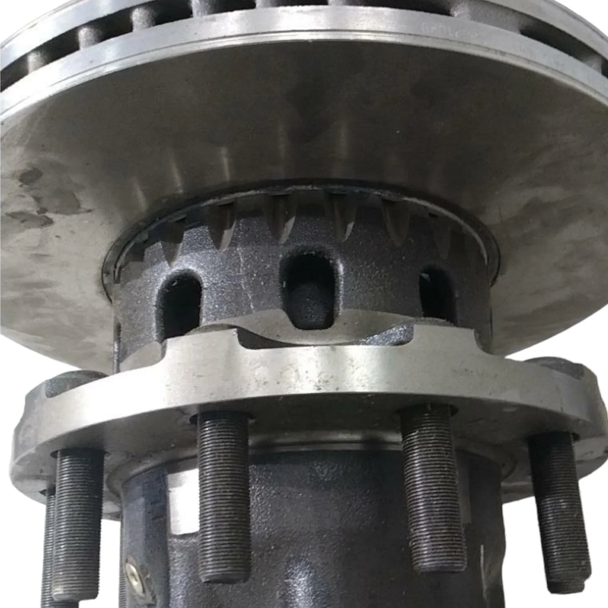 23716198 Genuine Volvo Hub - Truck To Trailer