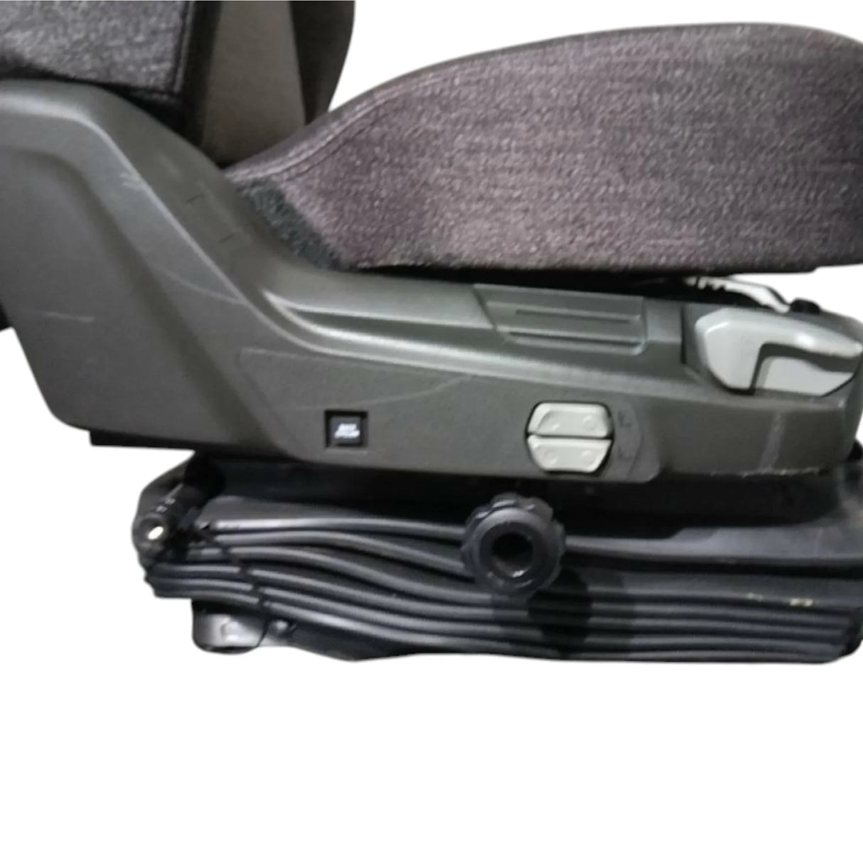 24524560 Genuine Mack Seat - Truck To Trailer