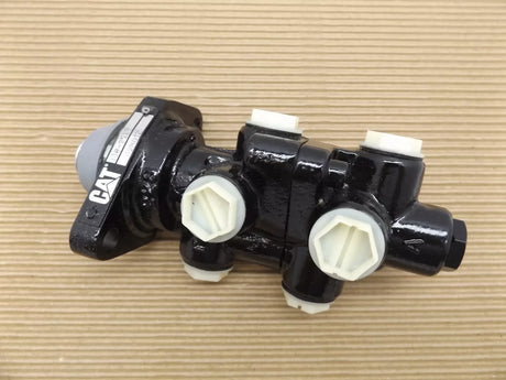 308-9523 Genuine CAT Brake Valve - Truck To Trailer