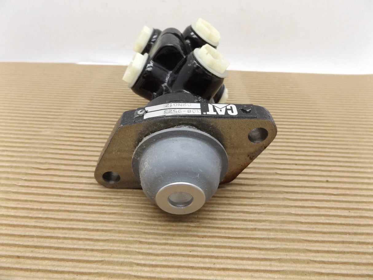 308-9523 Genuine CAT Brake Valve - Truck To Trailer