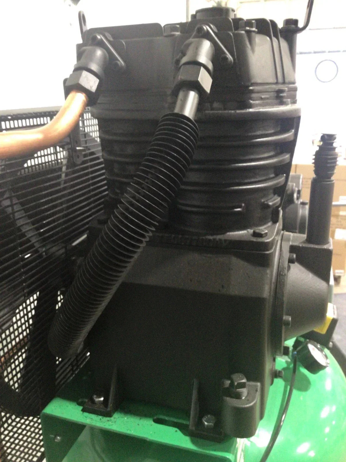 35WC51 Speedaire Electric Air Compressor 230V - Truck To Trailer