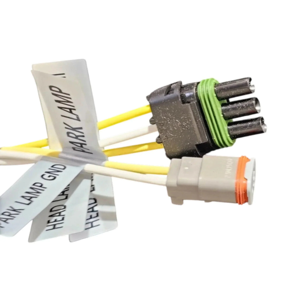 P546247433 Genuine Paccar Headlamp Assembly - Truck To Trailer