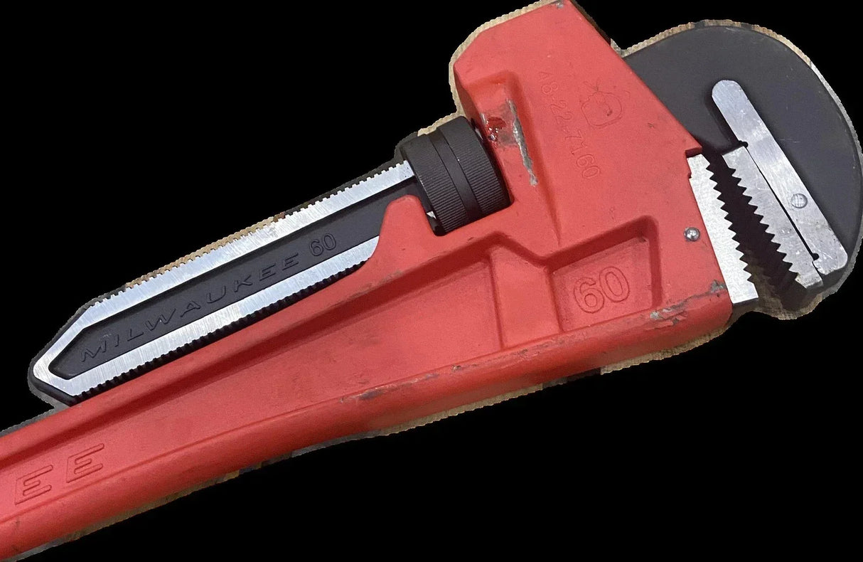 48-22-7160 Genuine Milwaukee Steel Pipe Wrench - Truck To Trailer