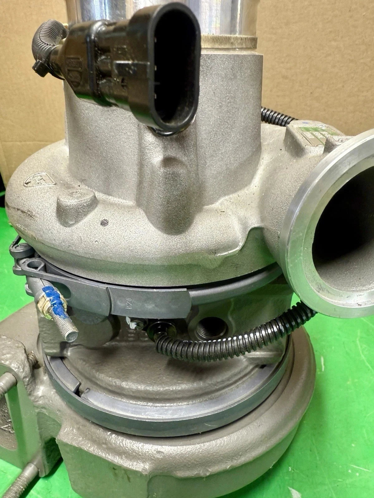 170-032-1094 D&W Turbocharger HE451VE