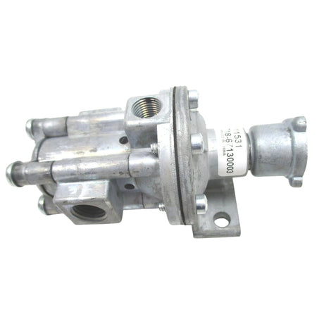 776474C91 Genuine International Air Relay Valve