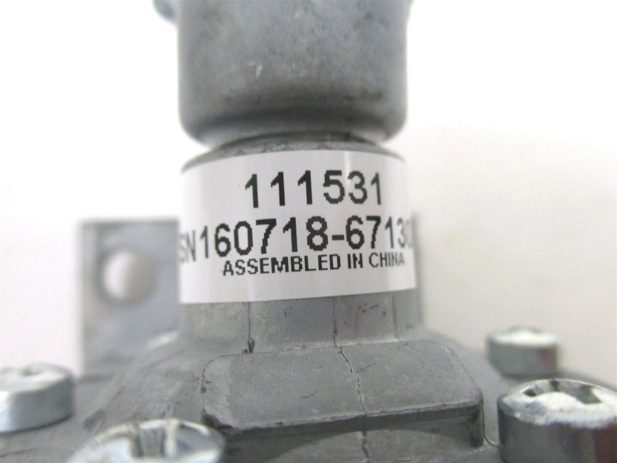 776474C91 Genuine International Air Relay Valve
