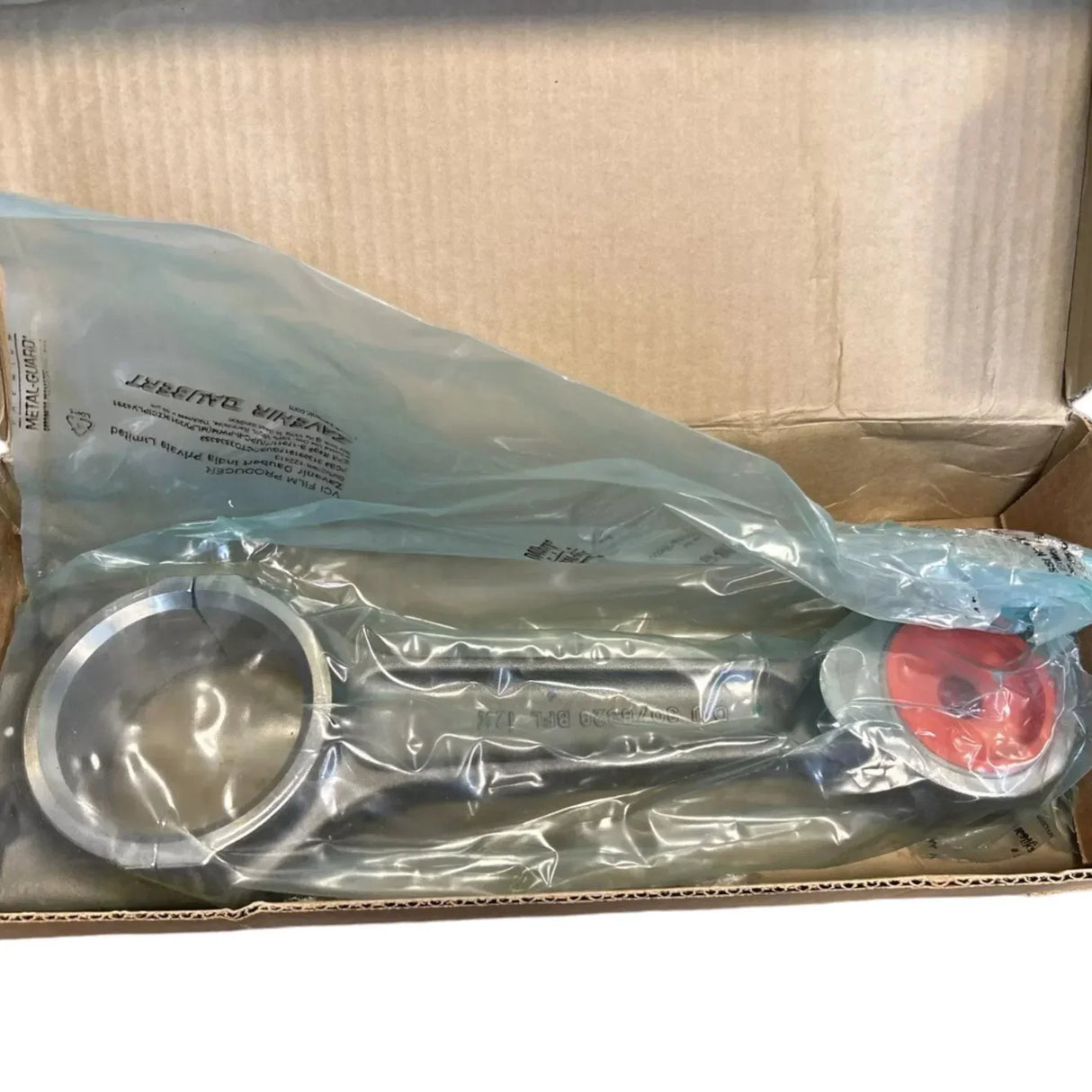 3064294 Genuine Cummins Engine Connecting Rod - Truck To Trailer