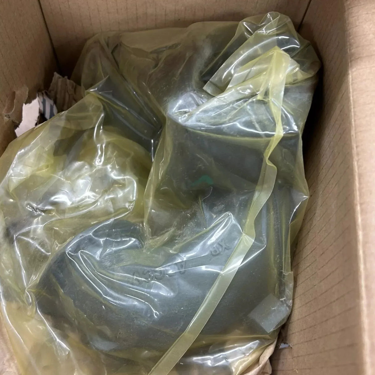 2869888 Cummins Exhaust Manifold - Truck To Trailer