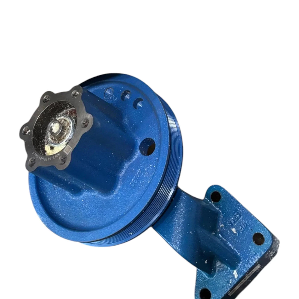 2587332C91 Genuine International Fan Drive Pulley Hub - Truck To Trailer