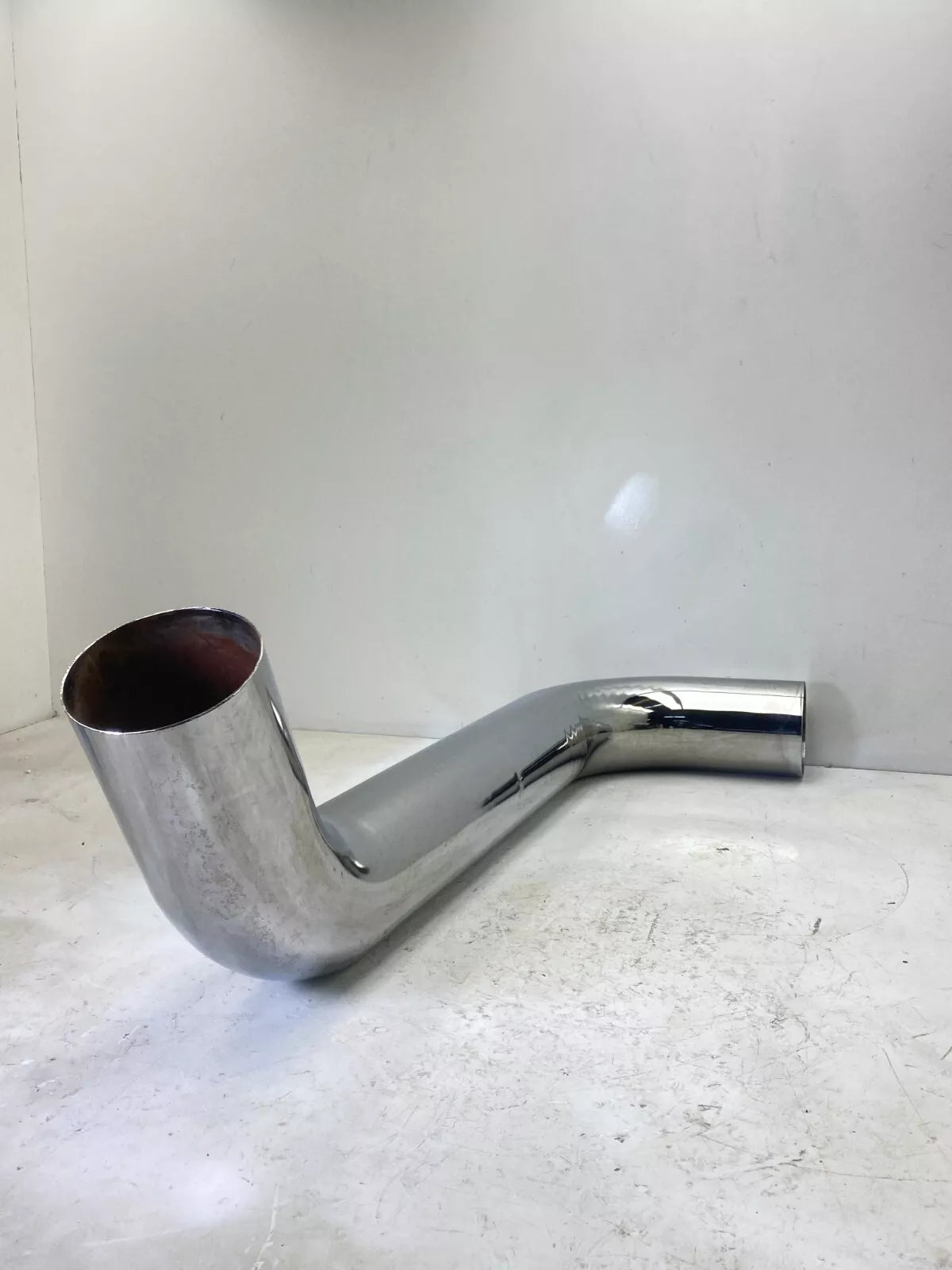 25162919 Genuine Volvo Exhaust Pipe