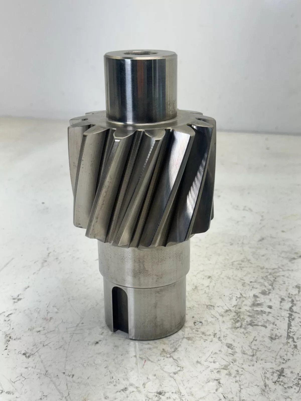 20898231 Genuine Volvo Helical Gear Shaft