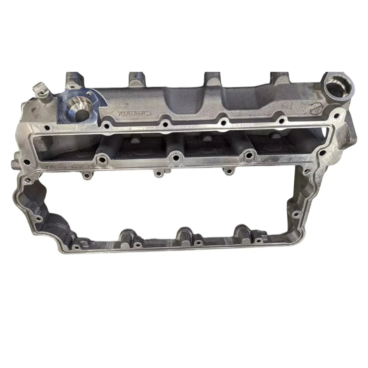 7080834C91 Genuine International Left Side Valve Cover And Intake Manifold - Truck To Trailer