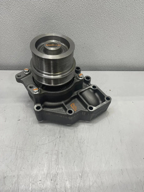 5719774 Genuine Cummins Water Pump - Truck To Trailer