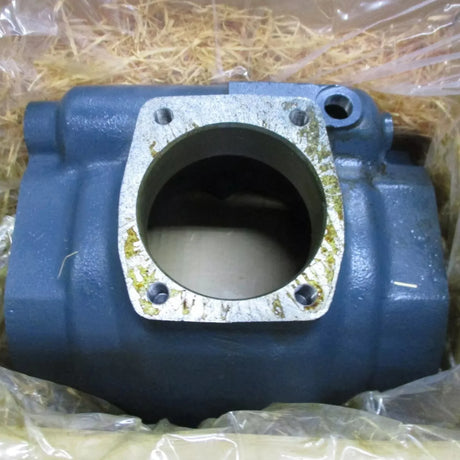 36280-42150 Kubota Differential Case - Truck To Trailer