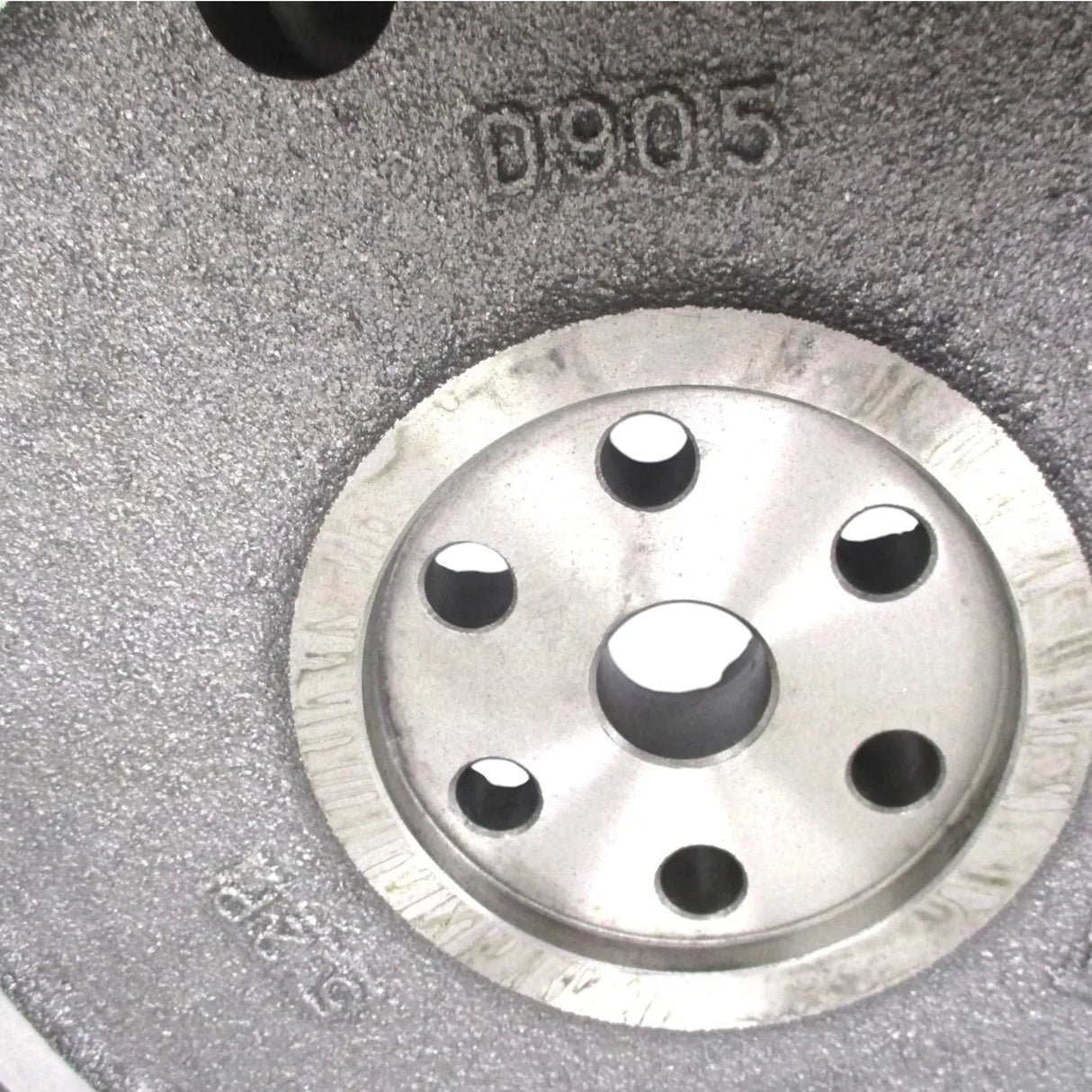 1J352-25010 Kubota ﻿Flywheel D905 98 Teeth - Truck To Trailer