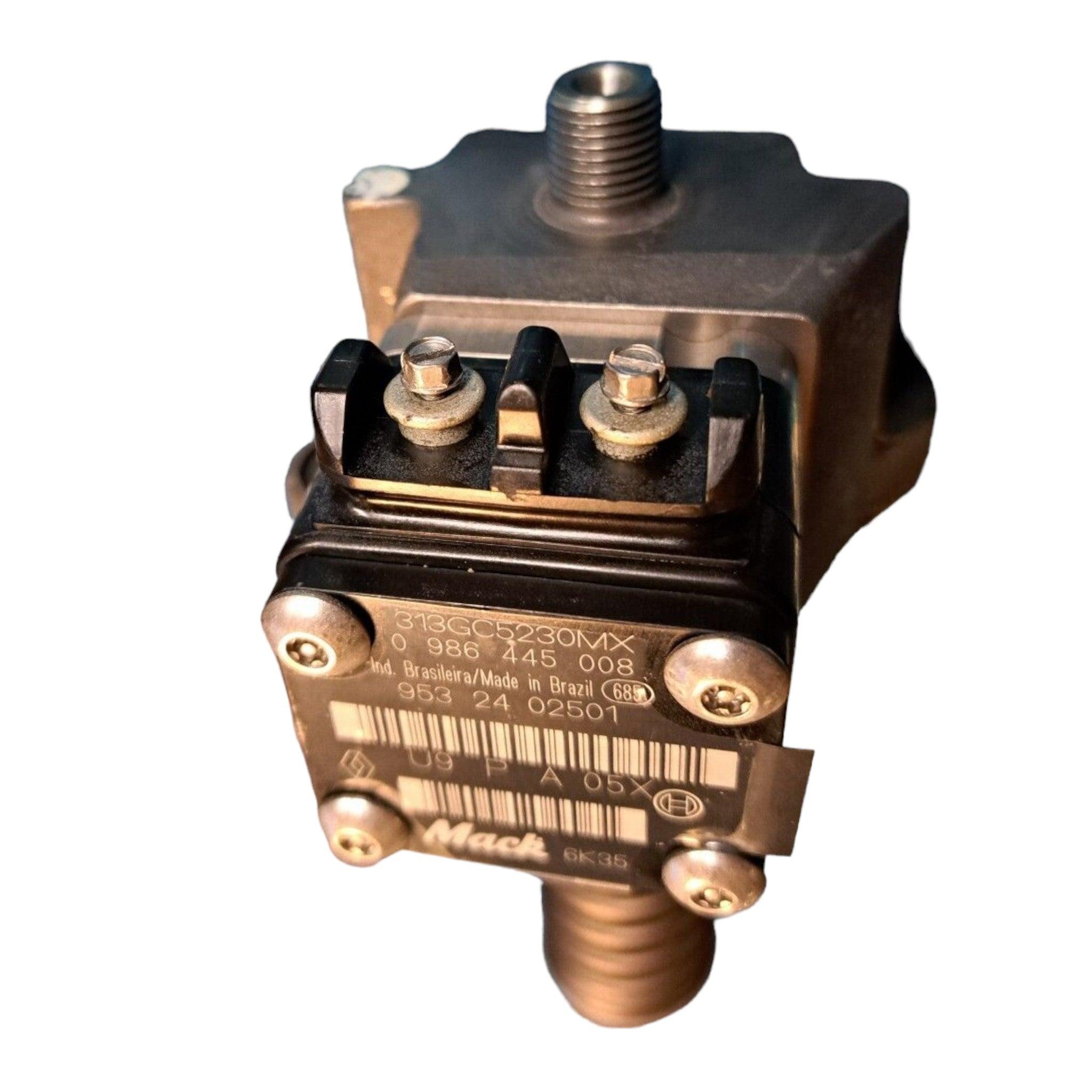 313GC5230MX Genuine Mack Fuel Injector Pump – Truck To Trailer